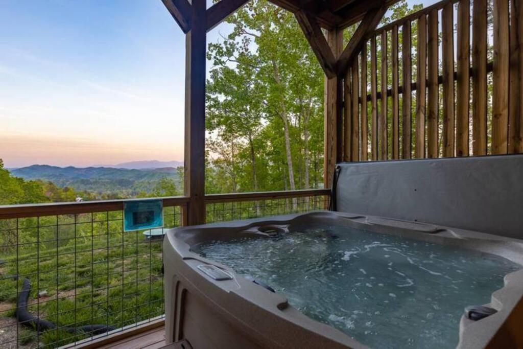 The Appalachian - Your Pigeon Forge Dream Cabinセバービル エクステリア 写真
